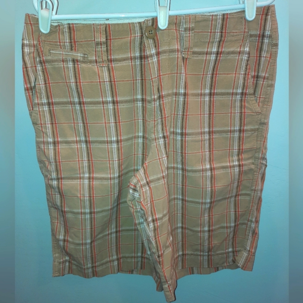 Men's Urban Pipeline Up waist 32 khaki plaid striped shorts
